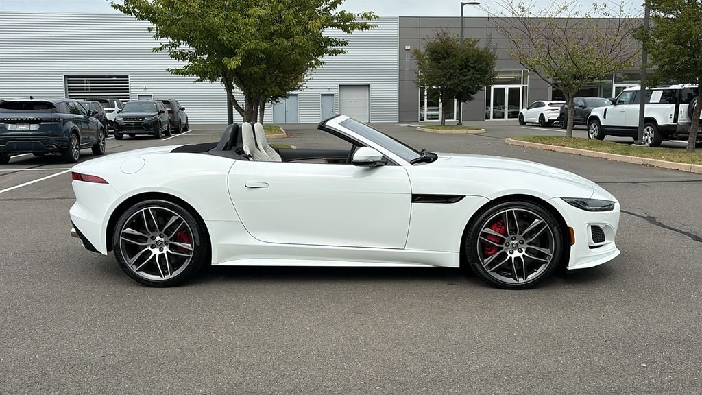 2024 Jaguar F-Type R-Dynamic - Photo 9