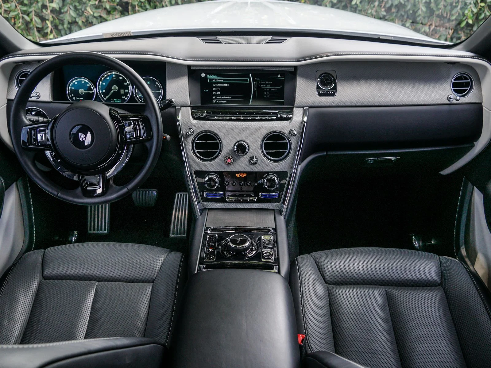 Certified Used 2024 Arctic White Rolls-Royce  image 12