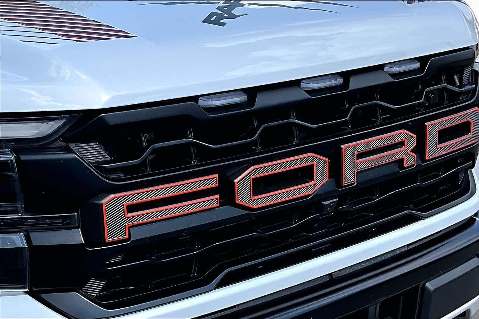 Used 2025 Space White Metallic Ford Raptor image 30
