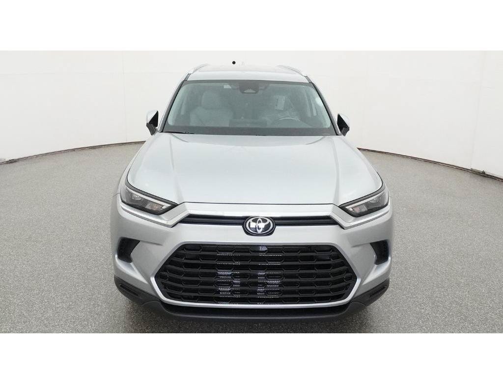 New 2026 Silver Toyota Hybrid XLE image 15