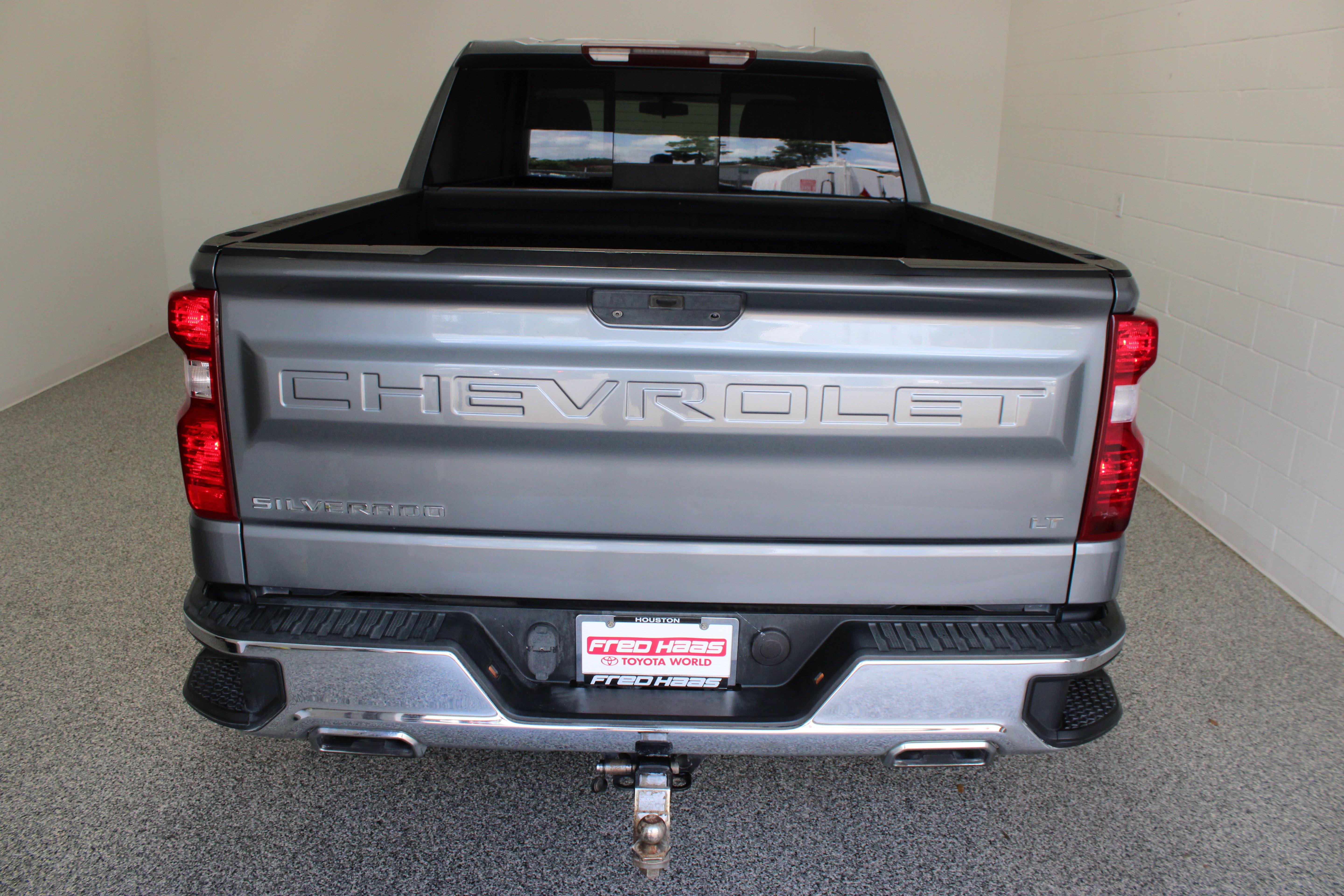 Used 2019 Satin Steel Metallic Chevrolet LT 5.3L image 8