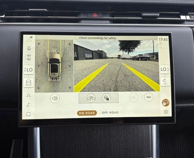 New 2026 Fuji White Land Rover SE image 24