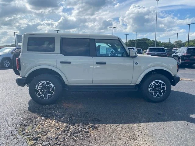 New 2026 Desert Sand Ford Outer Banks® image 9