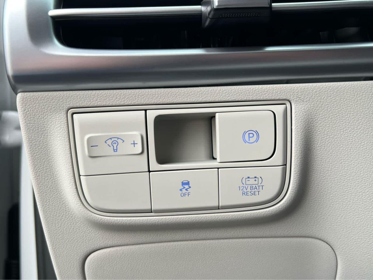 New 2026 Creamy White Pearl Hyundai Blue image 29