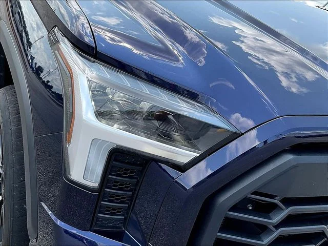 Used 2023  Toyota SR5 image 34