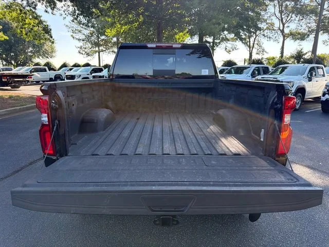 Used 2024 Black Chevrolet ZR2 image 18