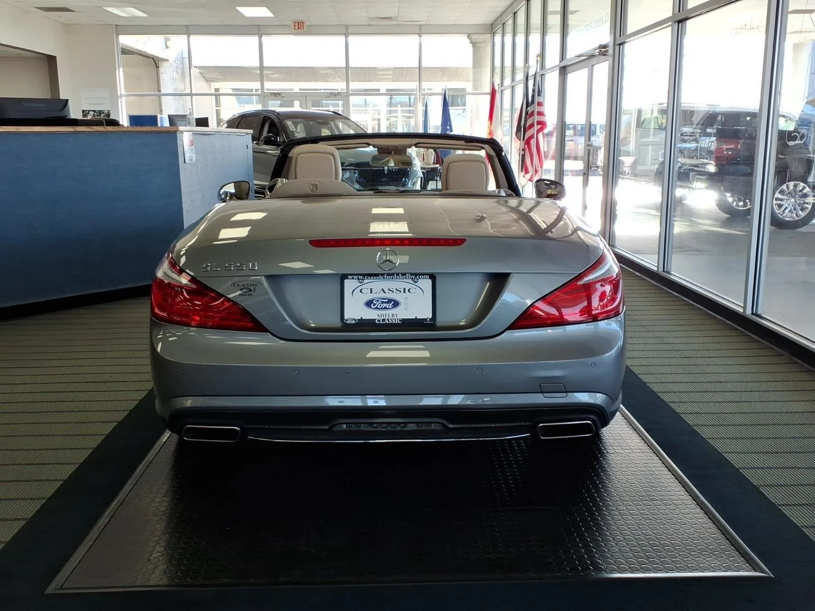 Used 2013 Palladium Silver Metallic Mercedes-Benz SL 550 image 11