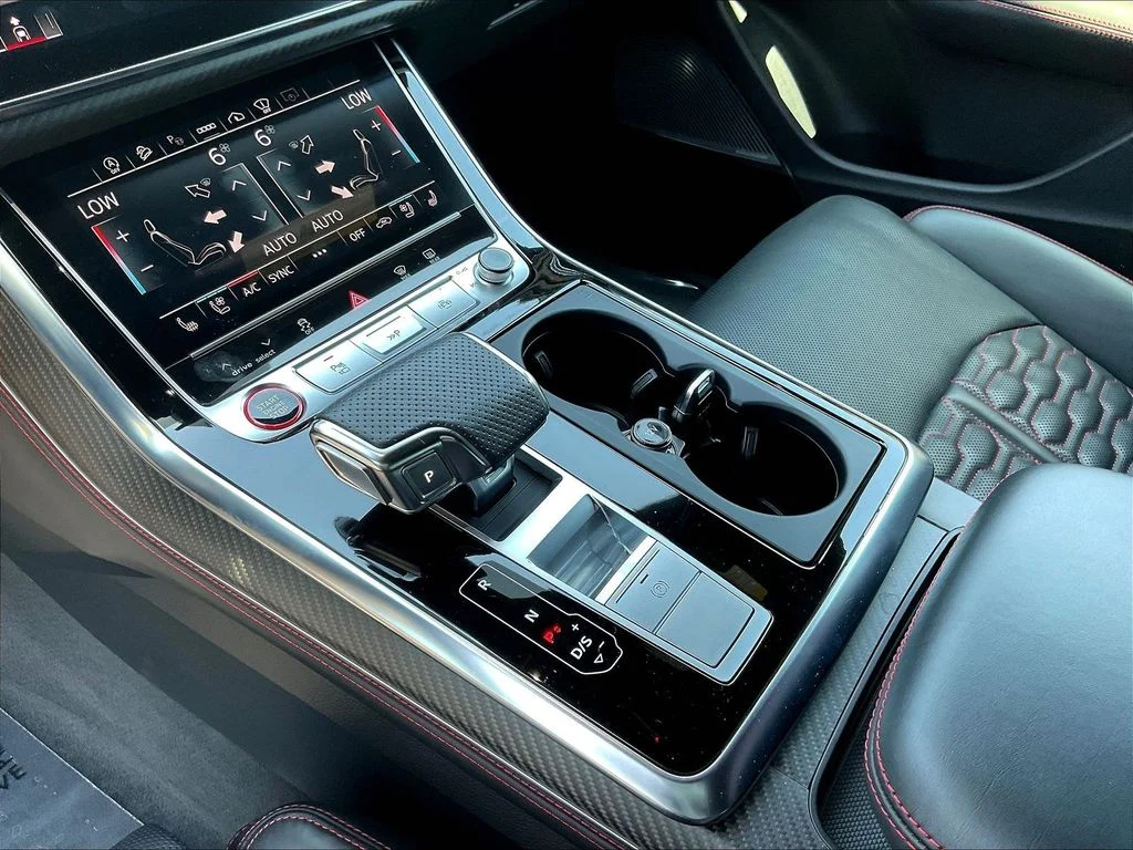 Used 2023  Audi 4.0T image 18