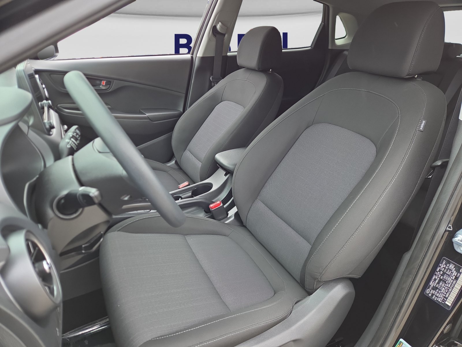 2023 Hyundai Kona SEL - Photo 9