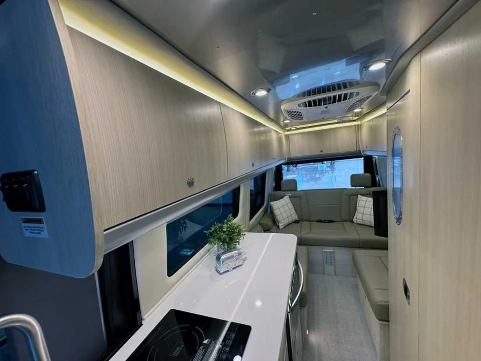 New 2025 SILVER AIRSTREAM  image 15