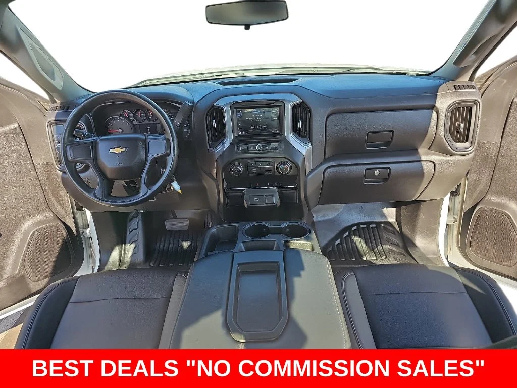 Used 2020 White Chevrolet WT image 9