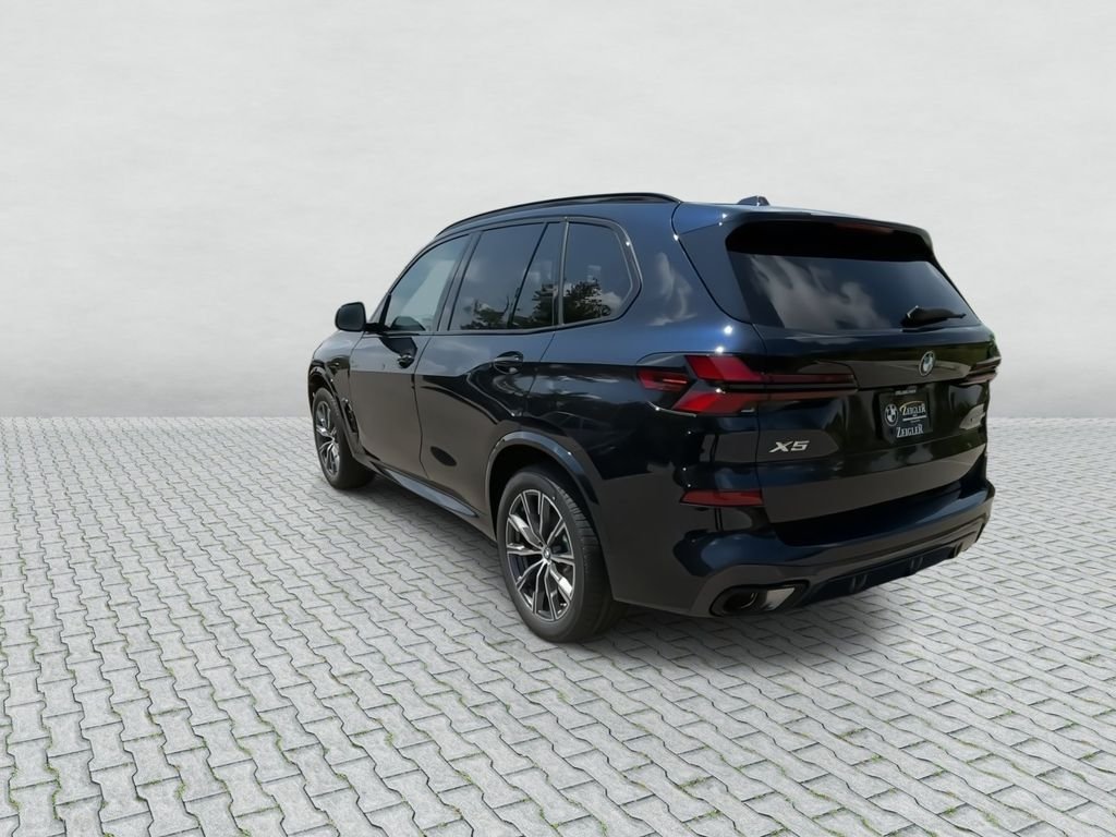 New 2026 Carbon Black Metallic BMW xDrive40i image 6