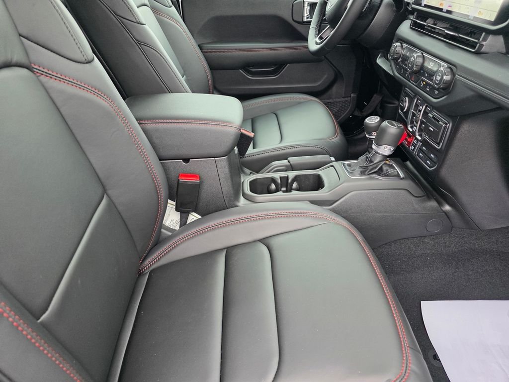 New 2026 Black Clear-Coat Exterior Paint Jeep Rubicon X image 12