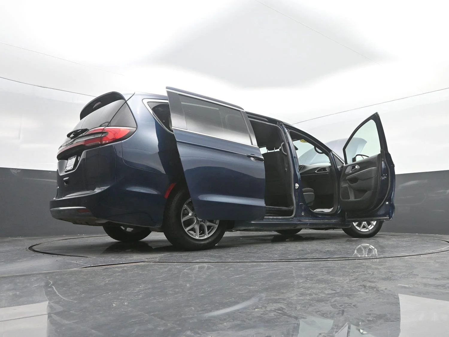 Used 2024 Fathom Blue Pearlcoat Chrysler Touring image 46