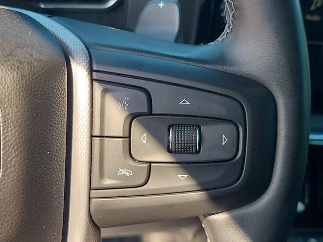 Used 2023 Onyx Black GMC Denali image 22
