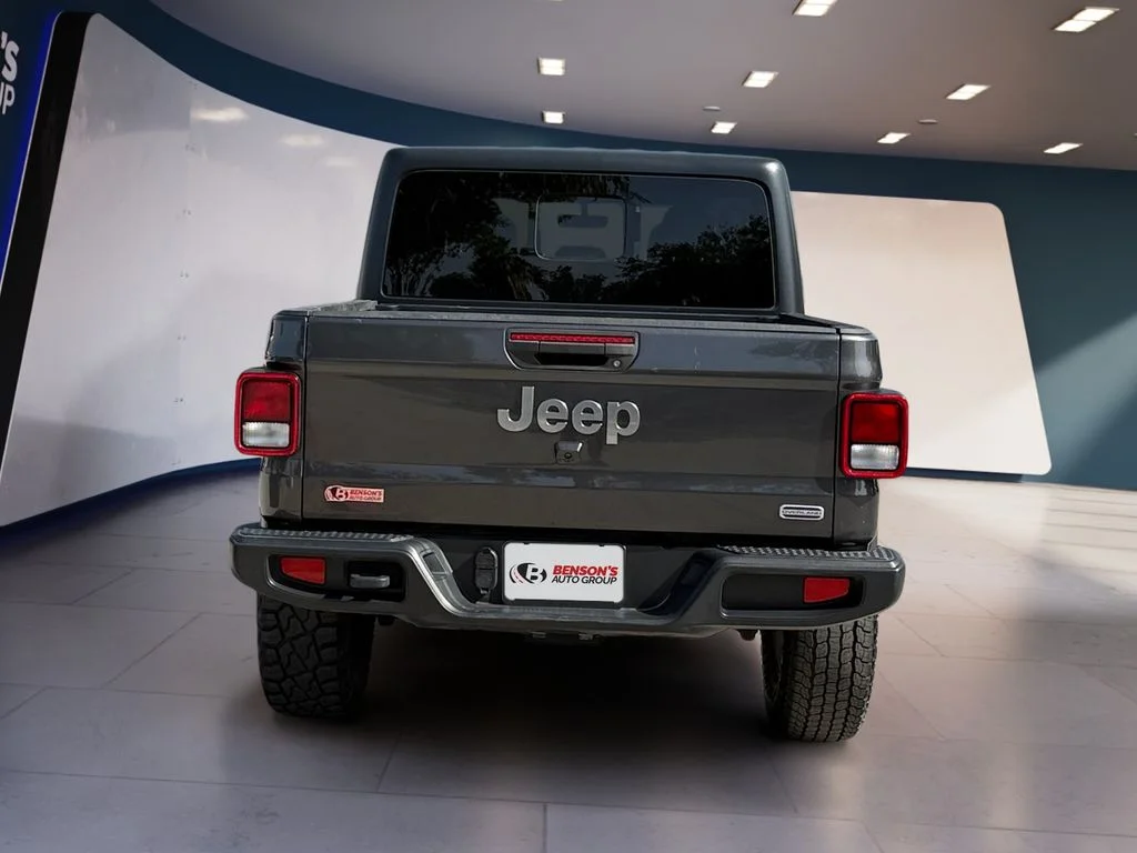 Used 2023 Gray Jeep Overland image 4