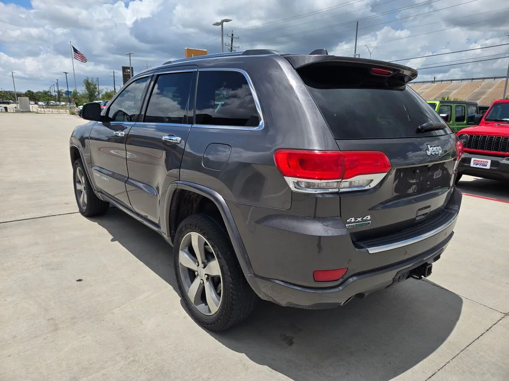 Used 2014 Gray Jeep Overland image 5