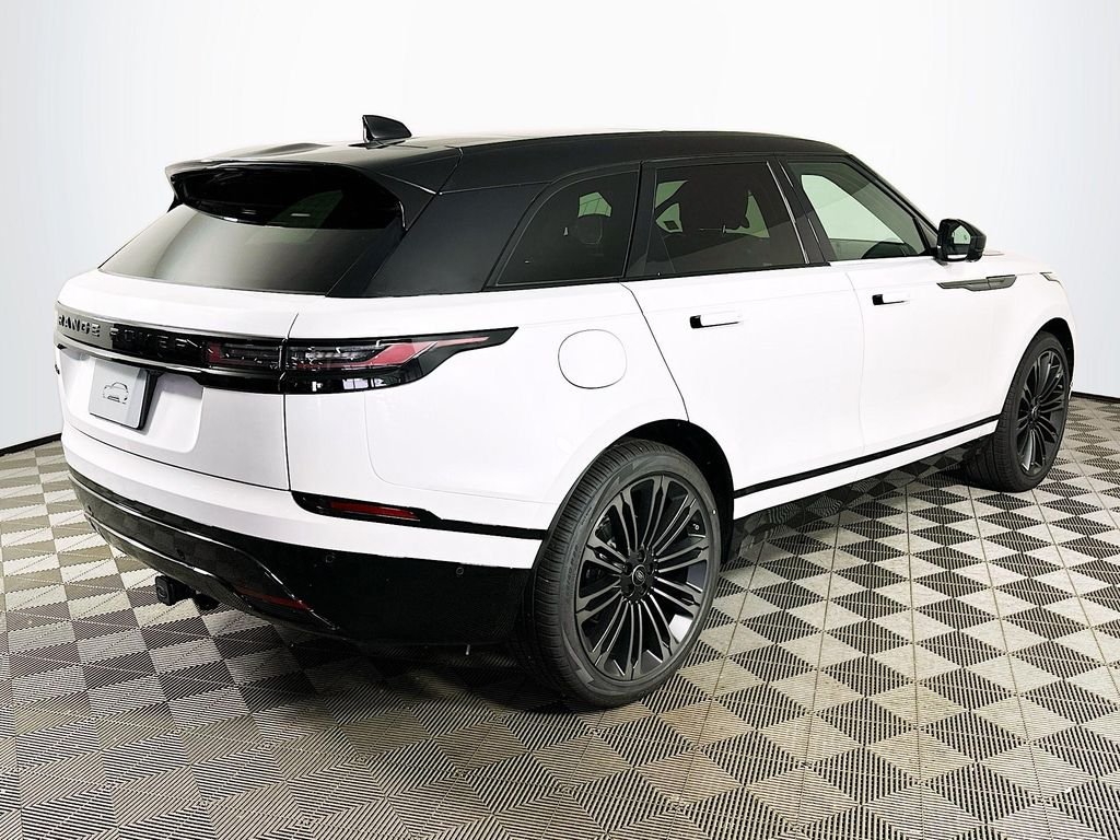 New 2026 Ostuni Pearl White Land Rover Belgravia P250 image 5