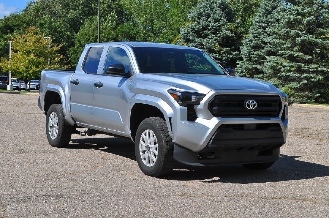 Certified Used 2025 Silver Toyota SR image 1