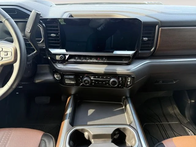 2024 Chevrolet Silverado 3500HD High Country - Photo 11