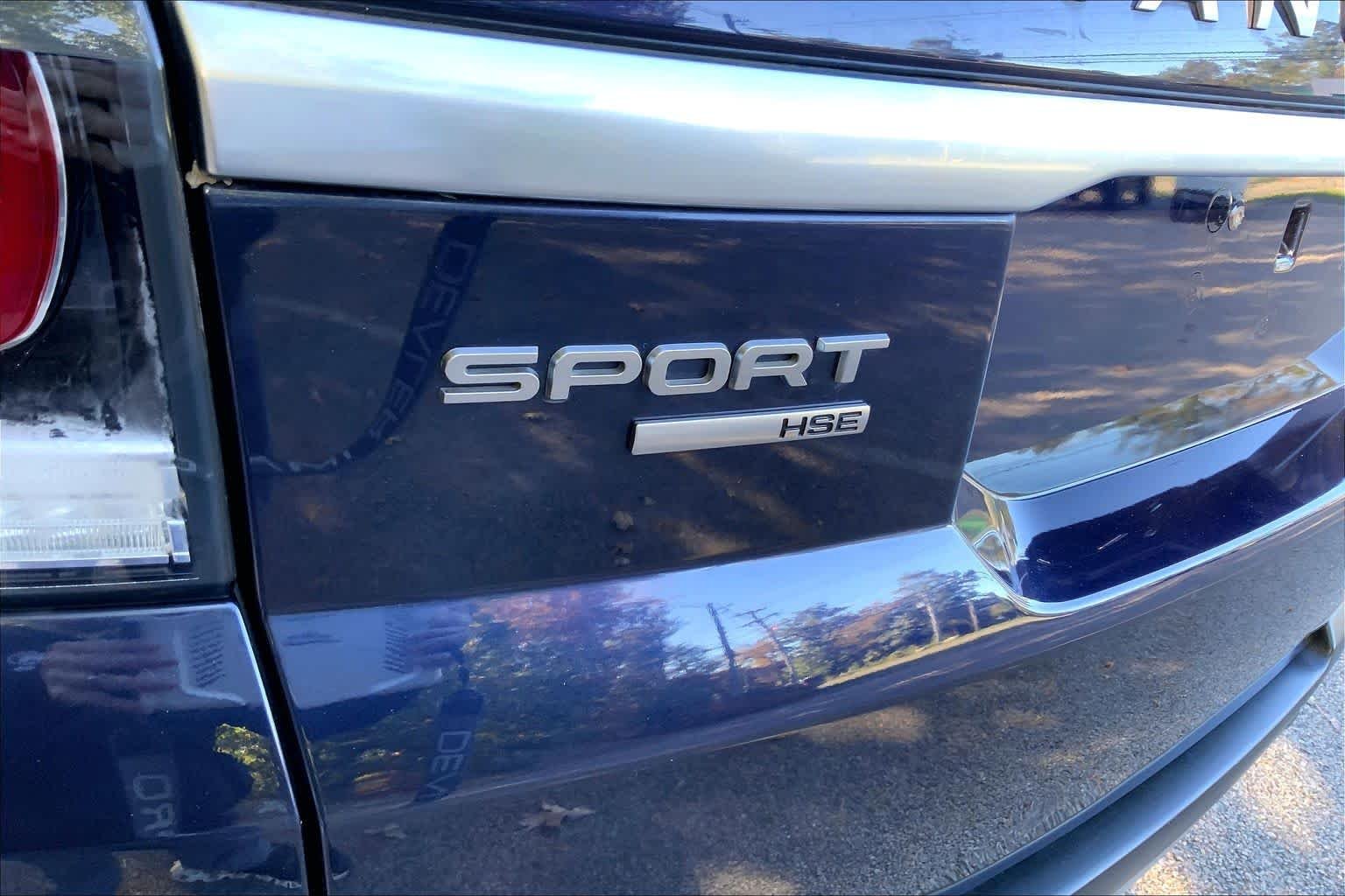 Used 2017 Fuji White Land Rover HSE image 10
