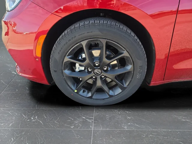 New 2026 Red Hot Pearl-Coat Exterior Paint Chrysler Select image 37