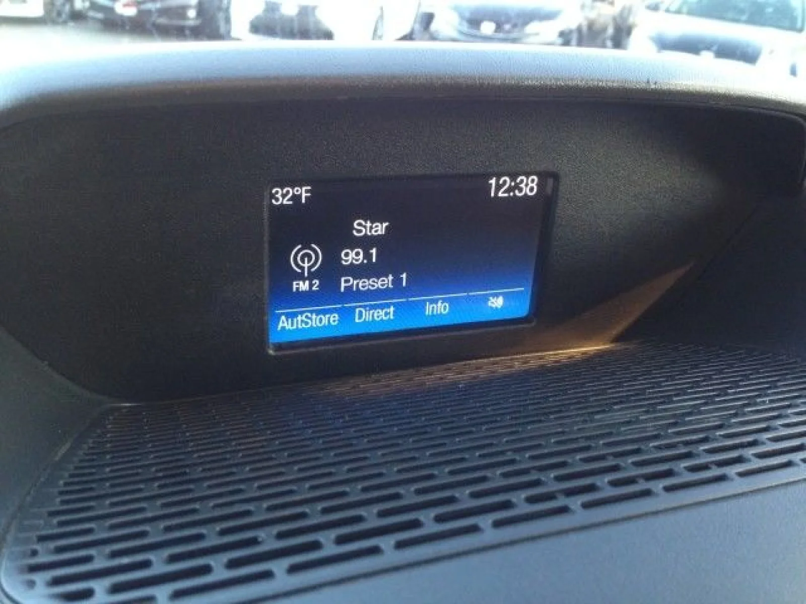 Used 2019 Oxford White Ford w/ rearCam image 45
