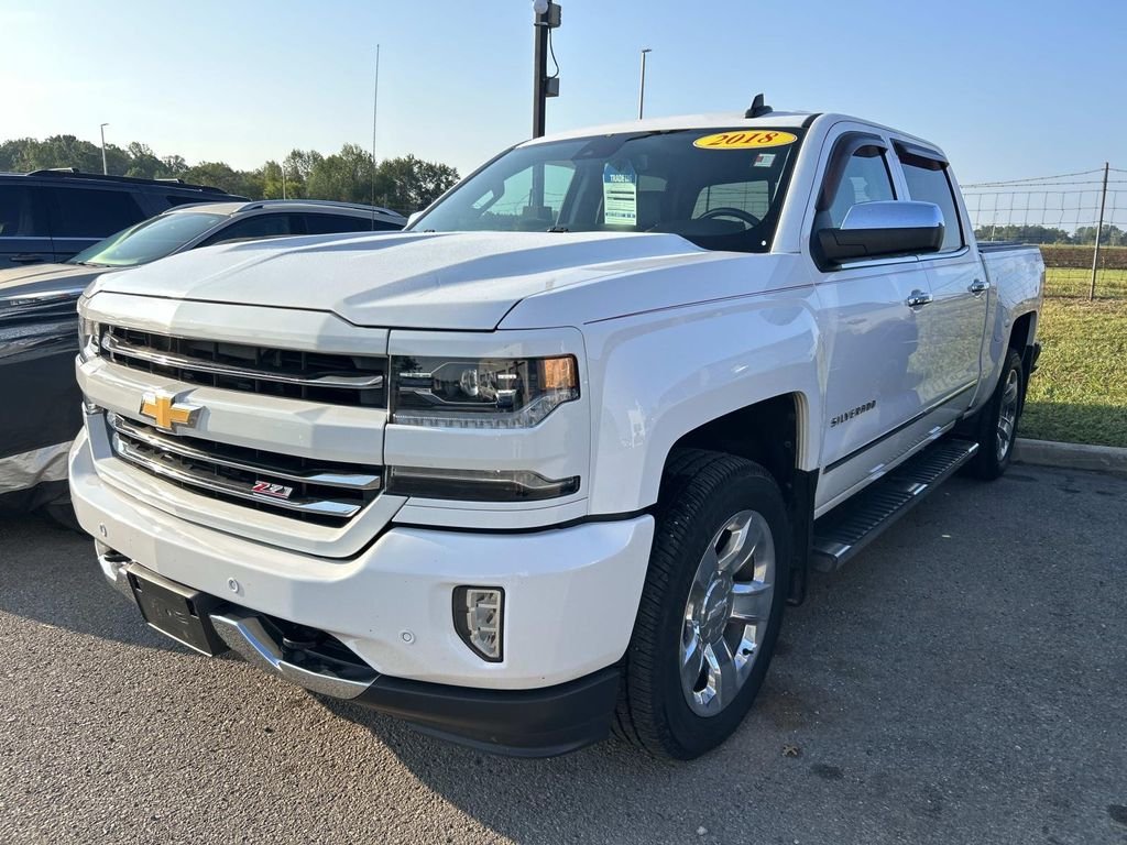 Used 2018 Summit White Chevrolet LTZ image 5