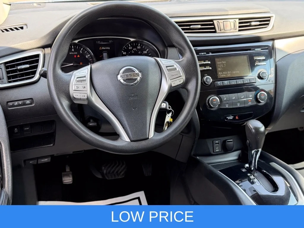 Used 2014 Blue Nissan S image 6