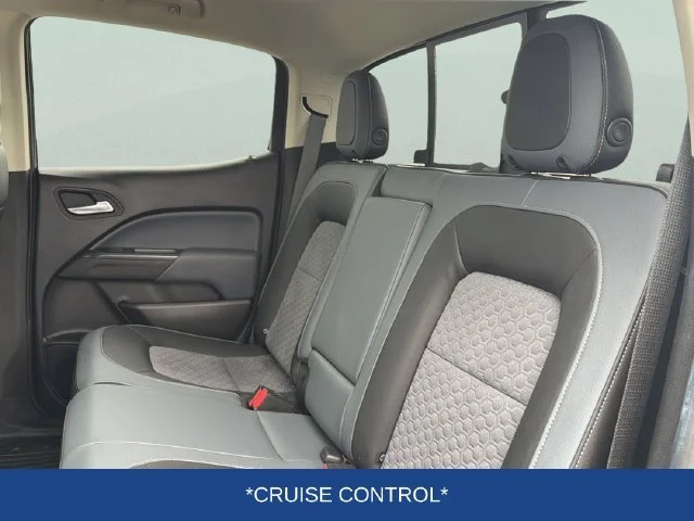 Certified Used 2018 BLACK Chevrolet 4WD Z71 image 16
