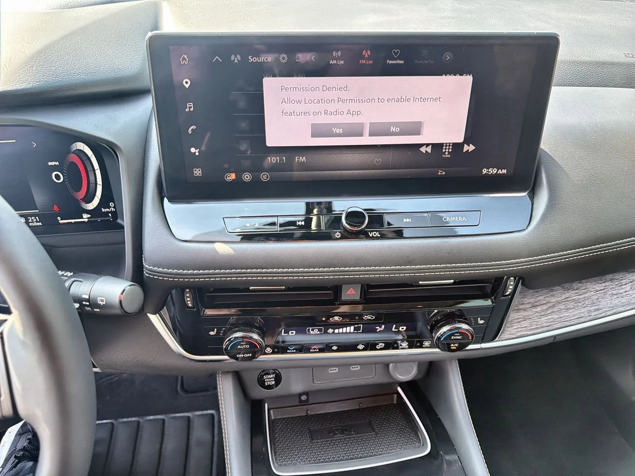 Used 2025 Red Nissan Platinum FWD image 13