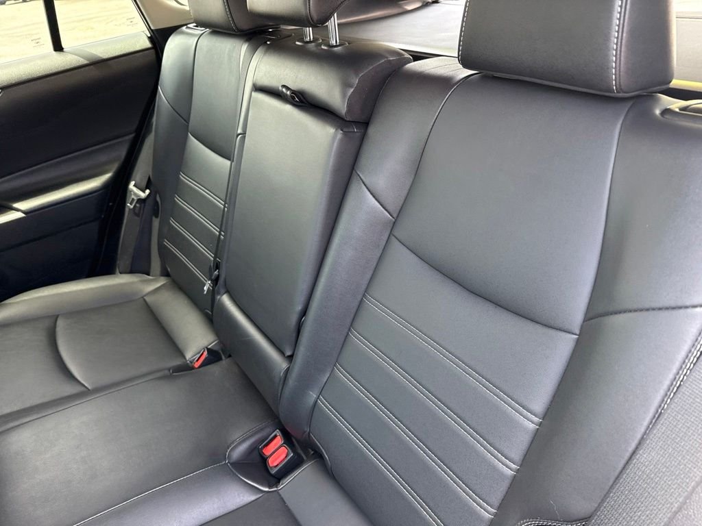 Used 2022 Silver Toyota XLE Premium image 15