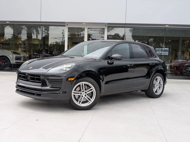 2025 Porsche Macan 