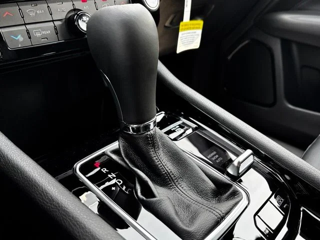 New 2026 Black Jeep Latitude image 16