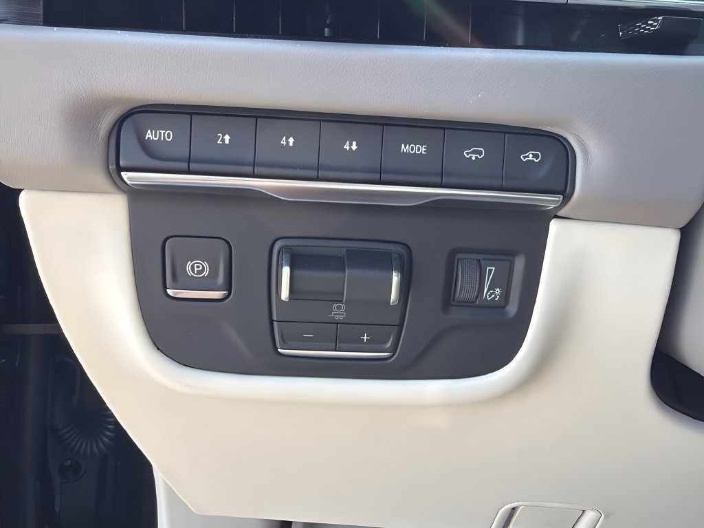 2026 Cadillac Escalade Platinum Sport - Photo 14