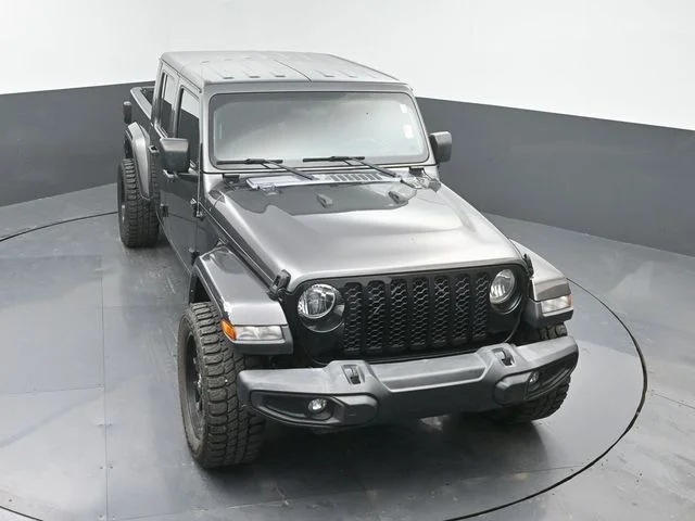 Used 2022 Gray Jeep Sport image 37