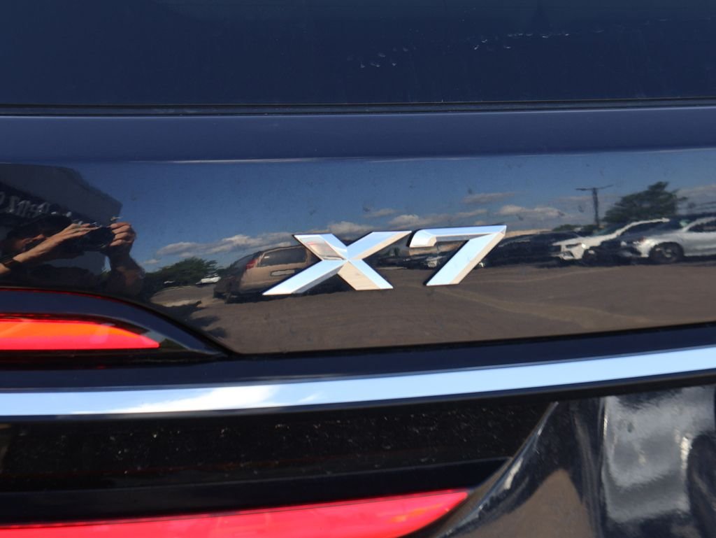 Used 2023 Carbon Black Metallic BMW xDrive40i image 54
