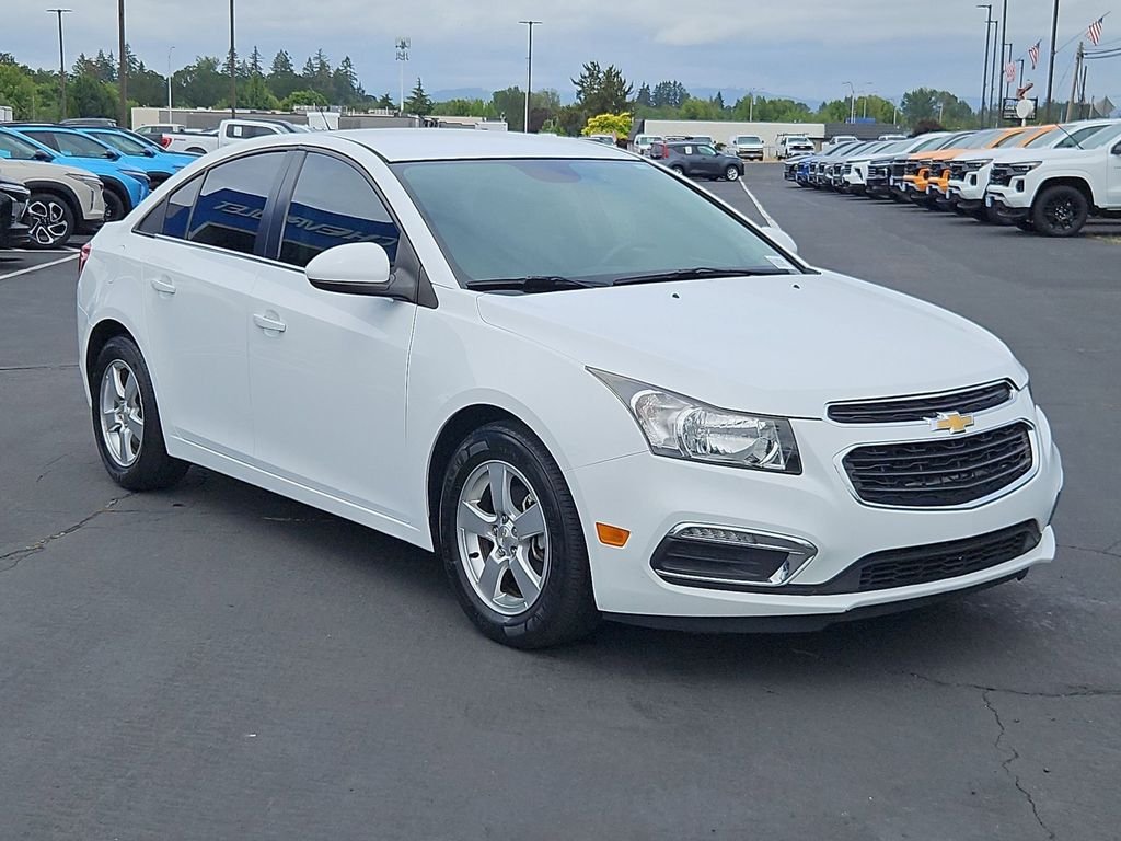 Used 2015 Summit White Chevrolet 1LT image 8