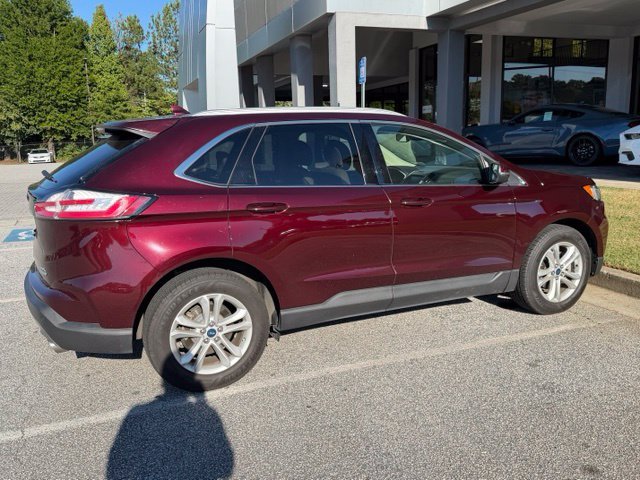 Used 2019 Red Ford SEL image 4
