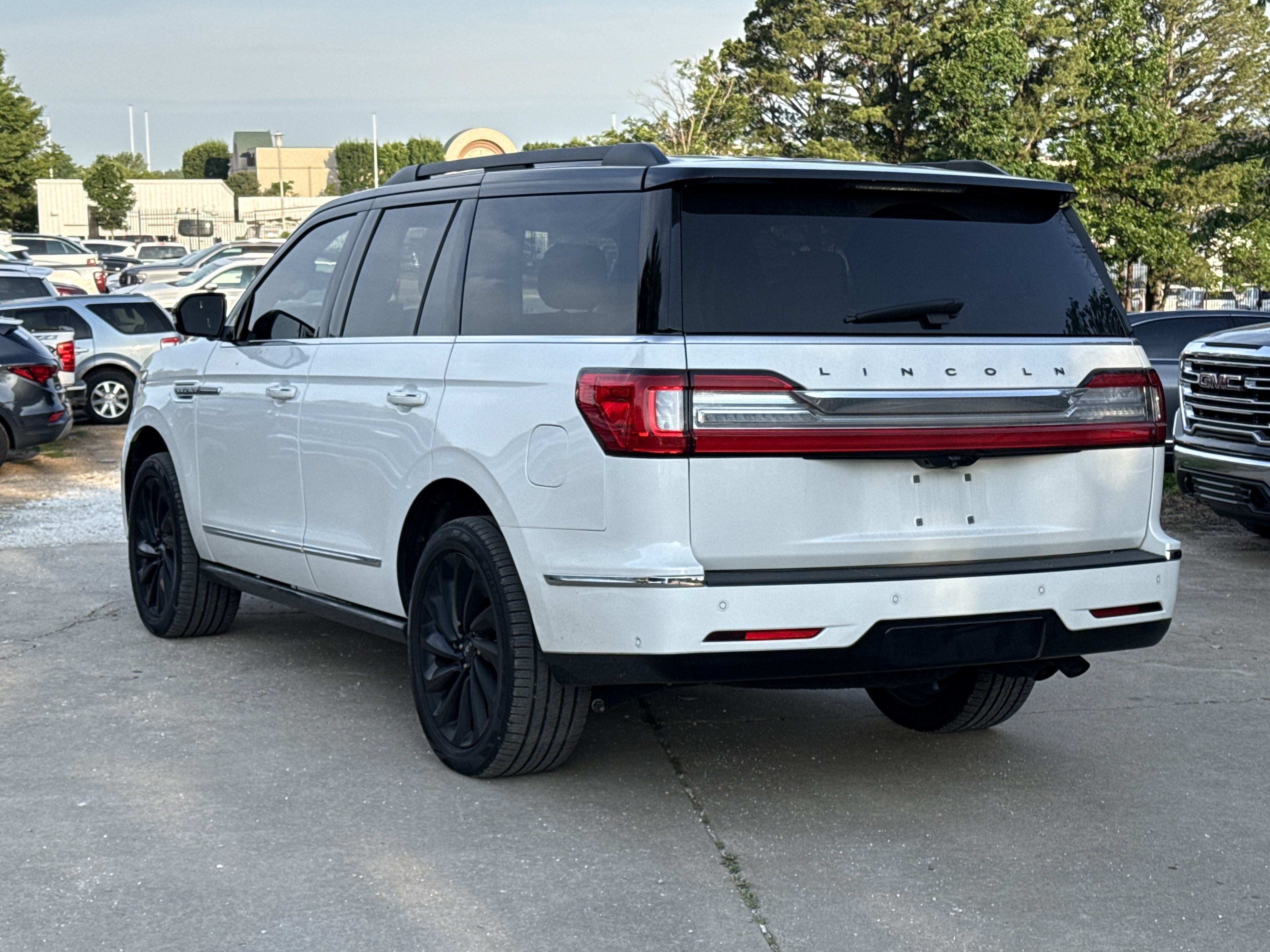 Used 2021 White Lincoln Black Label image 3