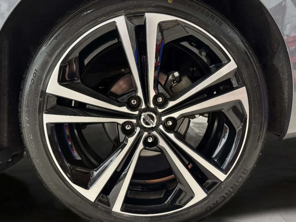 Certified Used 2023 Gun Metallic Nissan SR image 30