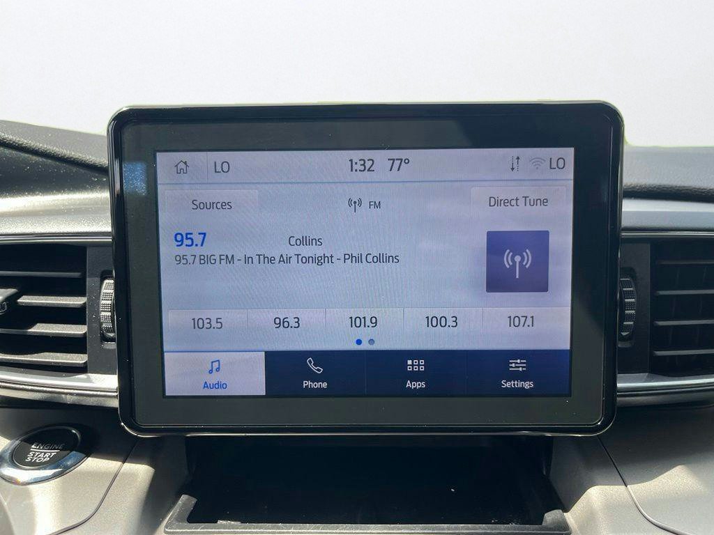 Used 2023 Gray Ford XLT image 17