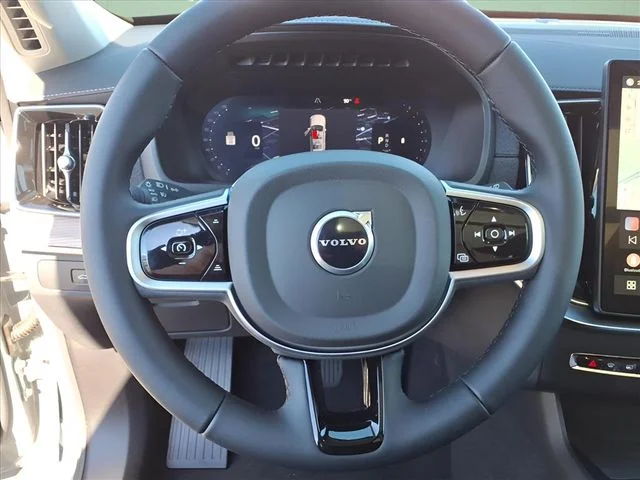 2026 Volvo XC90 Plus - Photo 19