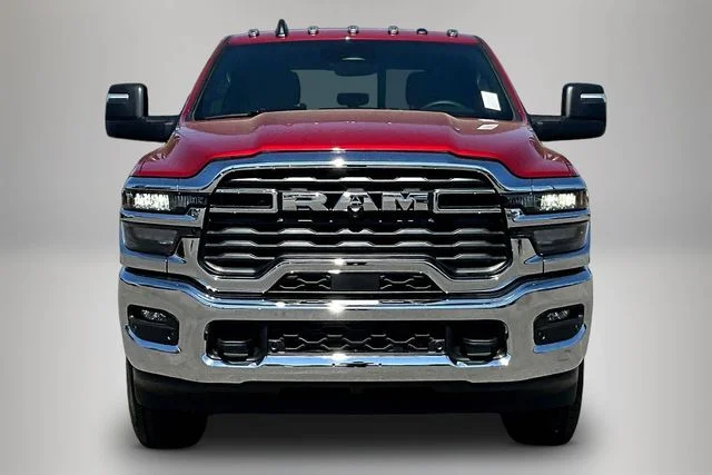 New 2026 Molten Red Pearl-Coat Exterior Paint RAM Tradesman image 2