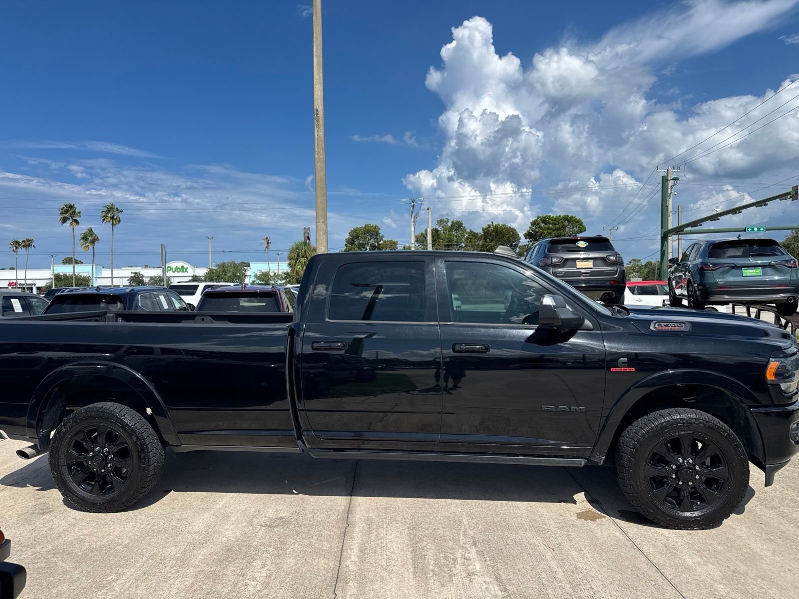 Used 2021 Black Ram Limited image 7