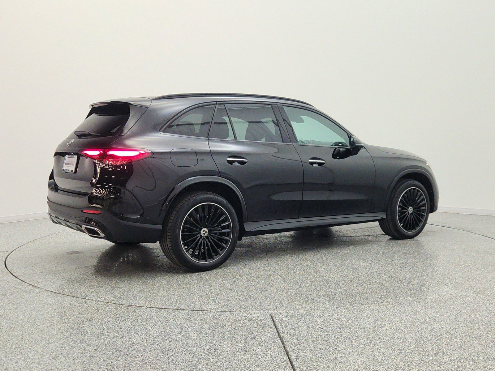 Used 2023 Black Mercedes-Benz GLC 300 SUV image 5