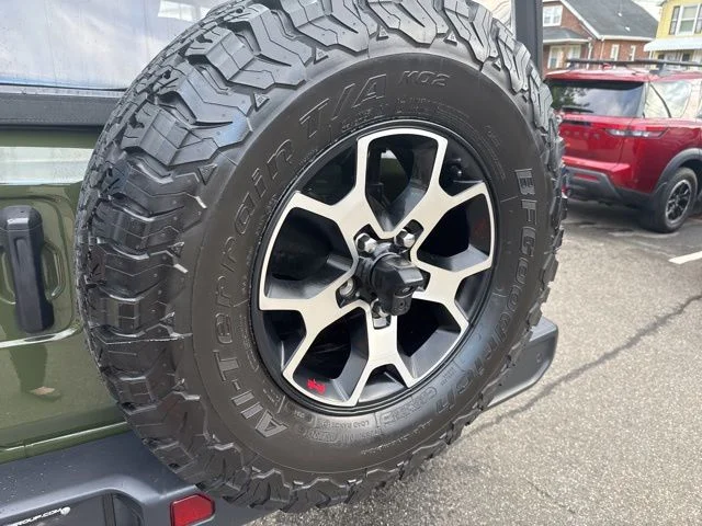 Used 2021 Green Jeep Rubicon image 8