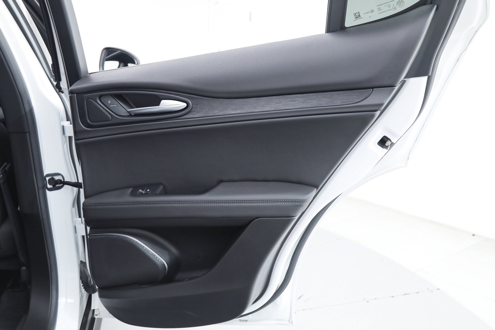Used 2023 White Alfa Romeo Sprint image 12