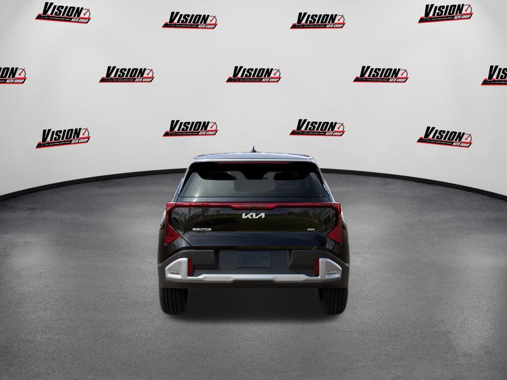 New 2027 Black Kia S image 5