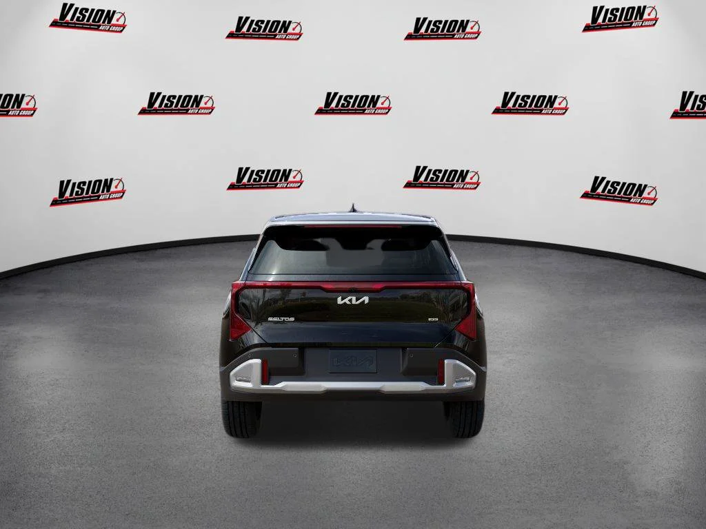 New 2027 Black Kia S image 5